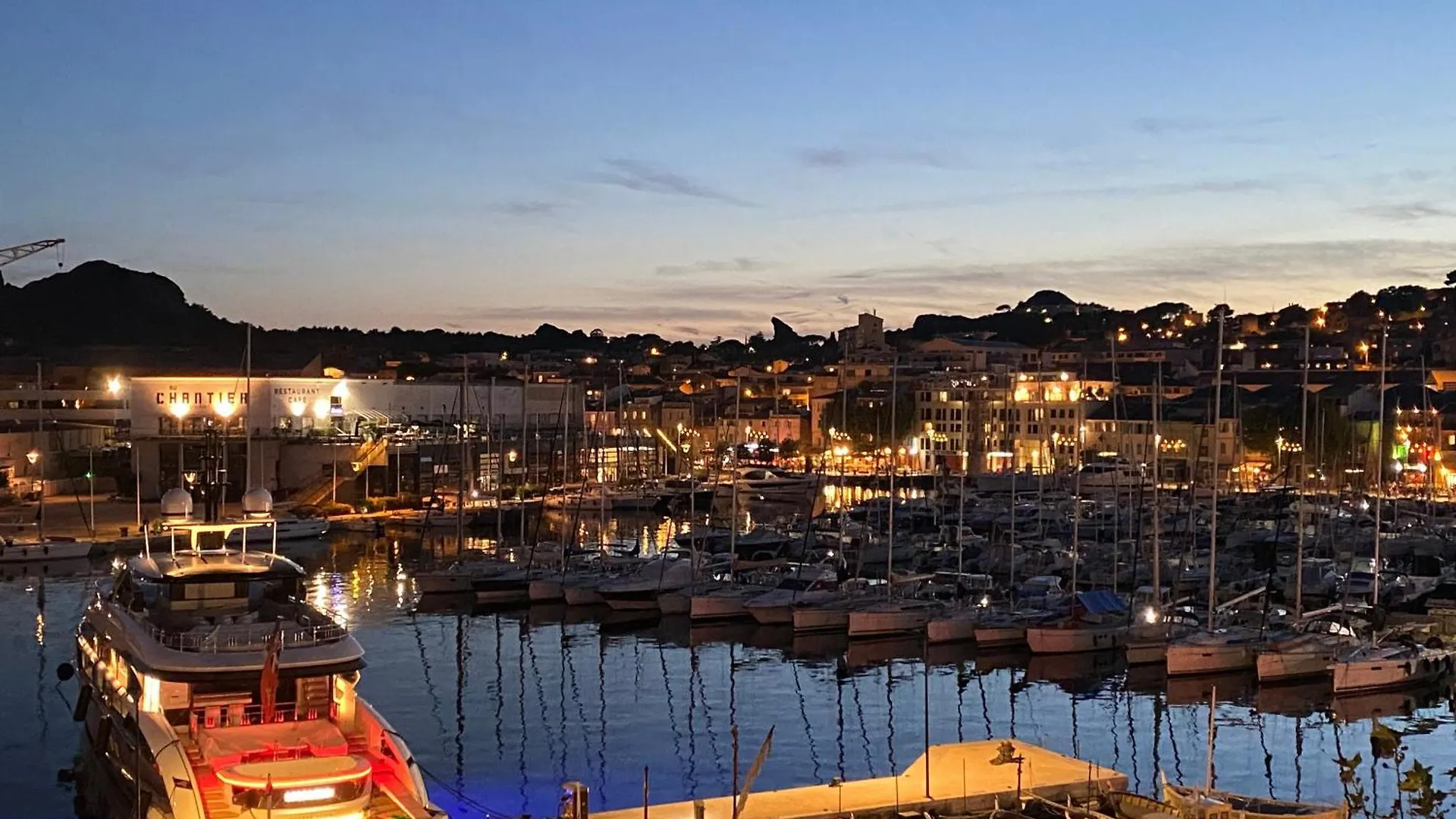 Studio Zen Climatise By Laconciergerie13 Apartment La Ciotat France